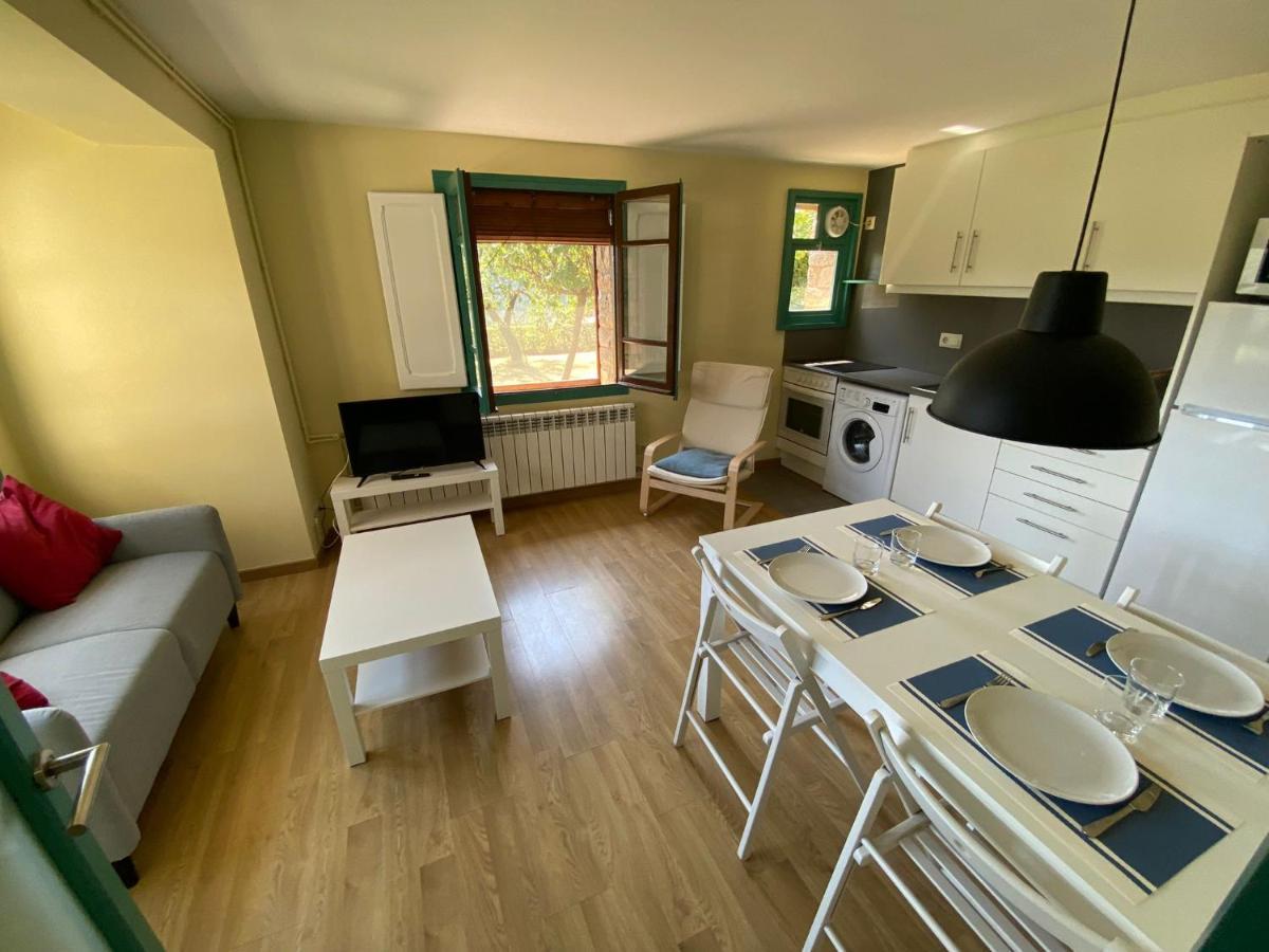 Cal Tofones, Baixos 2. Allotjament Turistic A Borreda Bagian luar foto